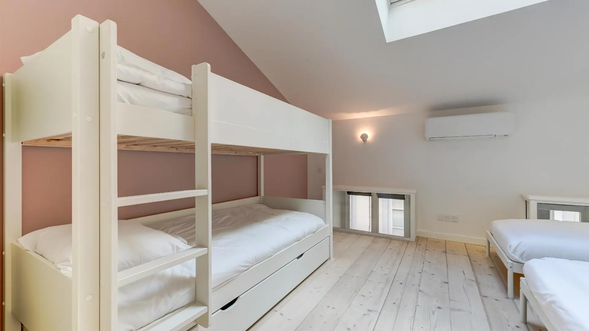 Apartmanhotel Nocnoc - Maison Louise Lyon